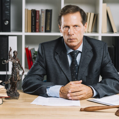 Tłumaczenie dokumentów prawnych z francuskiego – specyfika systemu francuskiego a Polska